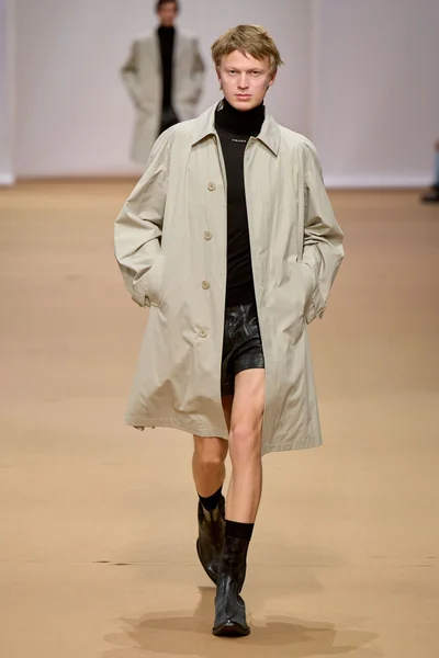 Look 47